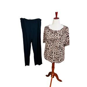 Soma sleep set black full leg pants Med and short sleeve animal print top Large